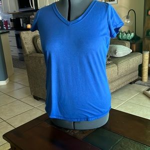 Ladies royal blue v neck athletic shirt Sz L by Xersion